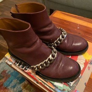 Givenchy Laura chain boot